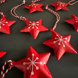 Red Metal Star Hanging Decoration Red Metal Star Hanging Decoration