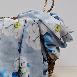 Roses Scarf in Silver