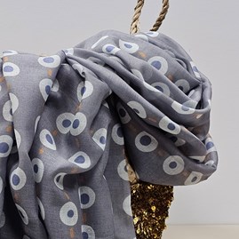 Small Circles Scarf in Silver