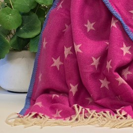 Stars Blanket Scarf in Hot Pink