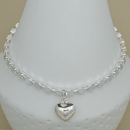 Sterling Silver Cube Chain Bracelet with Heart Charm Sterling Silver Cube Chain Bracelet with Heart Charm