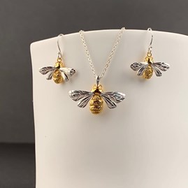 Personalised Sterling Silver Queen Bee Necklace Personalised Sterling Silver Queen Bee Necklace