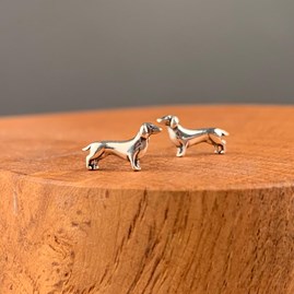 Solid Silver Dachshund Dog Stud Earrings Solid Silver Dachshund Dog Stud Earrings