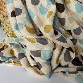 Scallops Print Scarf in Cream Scallops Print Scarf in Cream