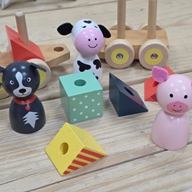 Wooden Farm Animal Puzzle Train