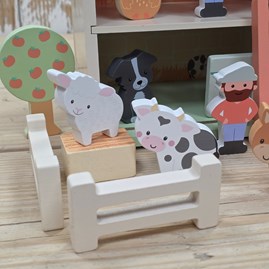Wooden Farmyard Play Set