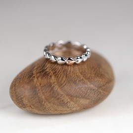 Solid Silver Interlocking Heart Ring Solid Silver Interlocking Heart Ring