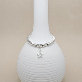 Children's Silver Open Star Charm Beaded Bracelet Children's Silver Open Star Charm Beaded Bracelet