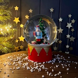 Christmas Tree & Nutcracker Soldier Snowglobe Christmas Table Decorations Xmas Festive Gifts Glass Snowglobes Snow Globe Gifts