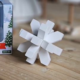 Festive Snowflake Wooden Brainteaser Puzzle Christmas Games And Puzzles Wooden Brainteasers Festive Gifts Problem Solving Puzzle