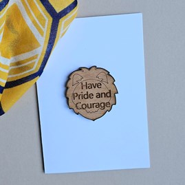 'Have Pride and Courage' Wooden Lion Token and Card Wooden Sentiment Token Wooden Keepsake Gift Sentiment Gifts Sentiment Greetings Card Birthday Cards