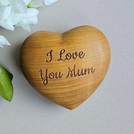 'I Love You Mum' Large Engraved Wooden Heart Engraved Wooden Heart Gifts For Mother's Day Birthday Gifts I Love You Mum Gifts For Mum