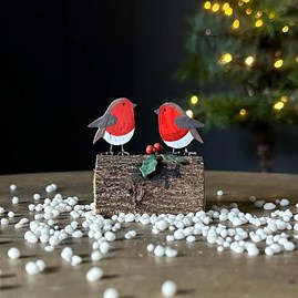 Robin Yule Log Christmas Decoration Robin Yule Log Christmas Decoration