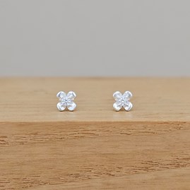 Sterling Silver And CZ Flower Stud Earrings Mother's Day Gifts Valentine Gifts Sterling Silver Flower Stud Earrings Gifts For Women CZ Gifts