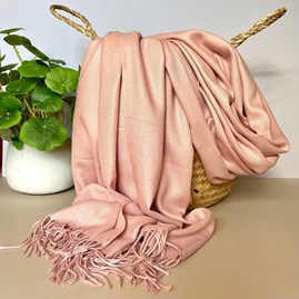Super Soft Plain Pashmina Style Scarf in Light Pink Pashmina Gifts For Women Bridesmaids Gift Maid of Honour Gift Tassel Scarf in Light Pink