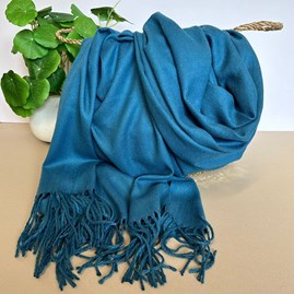 Super Soft Plain Pashmina Style Scarf in Teal Pashmina Gifts For Women Bridesmaids Gift Maid of Honour Gift Tassel Scarf in Teal