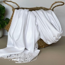 Super Soft Plain Pashmina Style Scarf in White Pashmina Gifts For Women Bridesmaids Gift Maid of Honour Gift Tassel Scarf in White
