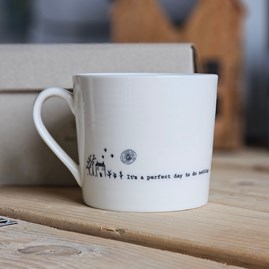 Wobbly Mug - It's A Perfect Day To Do Nothing Home Decorations Homeware Gifts Sentiment Keepsake Gifts Porcelain Gifts Wobbly Mug