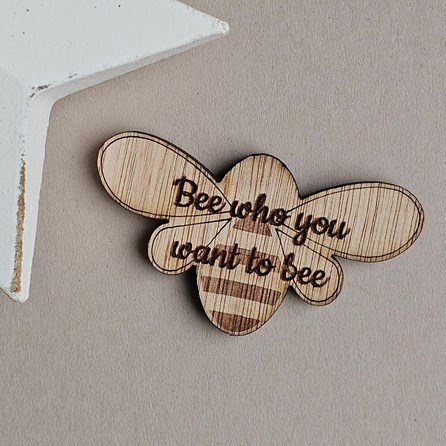 'Bee Who You Want To Bee' Pocket Token Wooden Sentiment Token Wooden Keepsake Gift Sentiment Gifts Pocket Token Gift