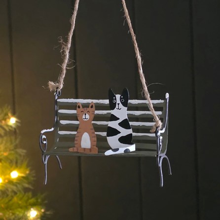 Cats on a Park Bench Hanging Christmas Decoration Festive Decorations Quirky Novelty Christmas Tree Decoration Metal Hanging Bauble Cat Decoration