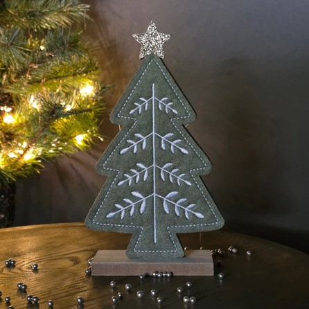 Embroidered Felt Tree Christmas Decoration Embroidered Felt Tree Christmas Decoration