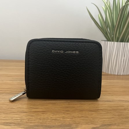 Faux Leather Textured Small Purse in Black Gifts For Women Handbags And Accessory Gifts Faux Leather Textured Small Purse in Black