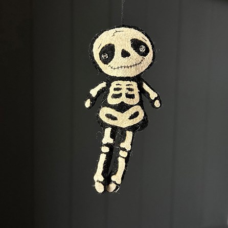 Felt Skeleton Hanging Halloween Decoration Halloween Gifts Halloween Decorations Novelty Fun Quirky Gifts Hanging Skeleton Shoeless Joe