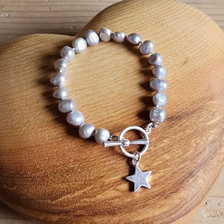 Grey Freshwater Pearl Star Charm Bracelet Bridesmaid Gifts Birthday Gifts For Women Freshwater Pearl Jewellery Freshwater Pearl Bracelets
