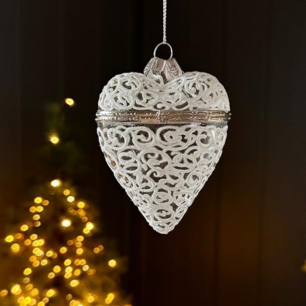 Hanging Glass Opening Heart Christmas Tree Bauble Hanging Glass Opening Heart Christmas Tree Bauble