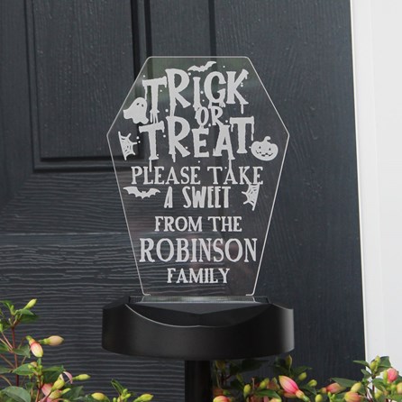 Personalised Trick or Treat Halloween Solar Light Halloween Gifts Halloween Decorations Fun Novelty Solar Trick Or Treat Light Up Sign