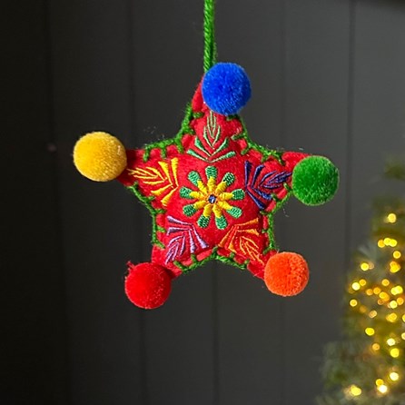 Red Multicolour Felt PomPom Star Hanging Decoration Christmas Gifts Festive Gifts Christmas Decorations Soft Felt Pompom Star Gisela Graham