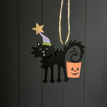 Scaredy Cat with Bucket Hanging Halloween Decoration Halloween Gifts Decorations Novelty Fun Quirky Gifts Metal Black Cat Shoeless Joe