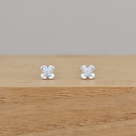 Sterling Silver And CZ Flower Stud Earrings Mother's Day Gifts Valentine Gifts Sterling Silver Flower Stud Earrings Gifts For Women CZ Gifts