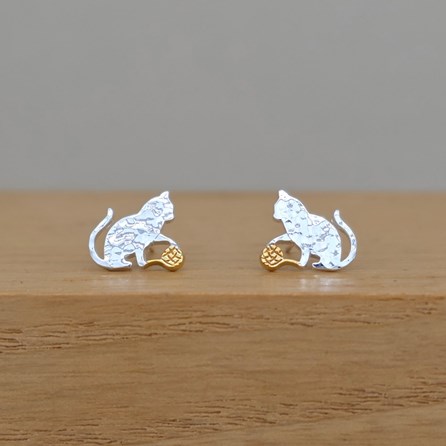 Sterling Silver Cats With Wool Stud Earrings Sterling Silver Gold Plated Cat Earrings Studs Cat Lover Gifts Cats Playing with a Ball of Wool