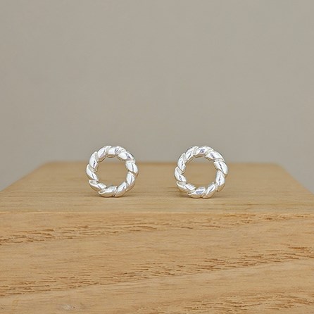 Sterling Silver Rope Circle Stud Earrings Sterling Silver Rope Circle Stud Earrings