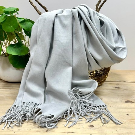 Super Soft Plain Pashmina Style Scarf in Light Grey Pashmina Gifts For Women Bridesmaids Gift Maid of Honour Gift Tassel Scarf in Light Grey
