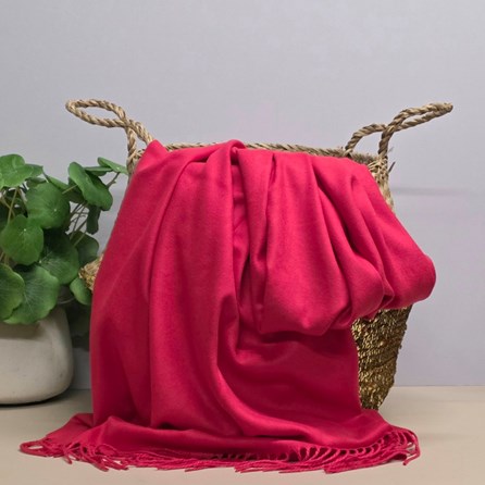 Super Soft Plain Pashmina Style Scarf in Magenta Red Pashmina Gifts For Women Bridesmaids Gift Maid of Honour Gift Tassel Scarf in Magenta Red