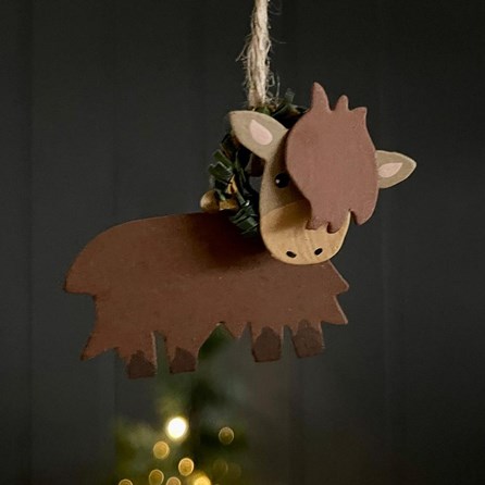 Tin Highland Baby Cow Hanging Christmas Decoration Tin Highland Baby Cow Hanging Christmas Decoration