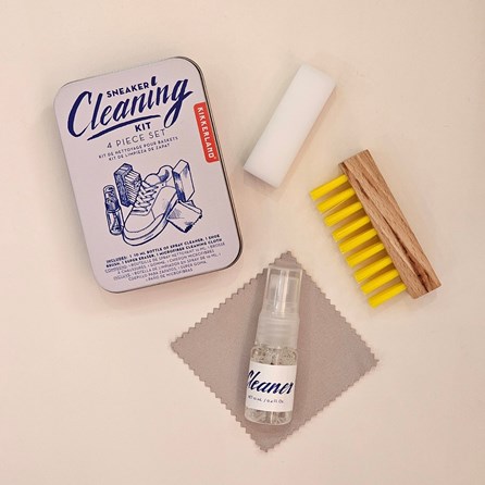 Trainers 4-piece Cleaning Kit Tin Trainers 4-piece Cleaning Kit Tin