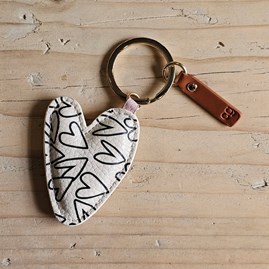 Caroline Gardner Mono Outline Heart Keyring