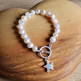 Cream Freshwater Pearl Star Charm Bracelet