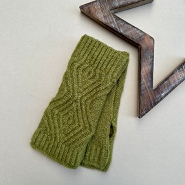 Wrist Warmer in Green