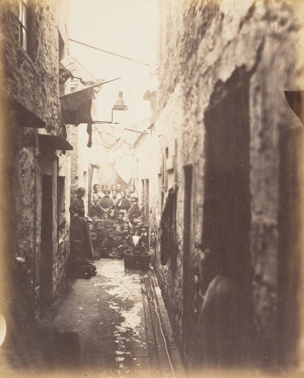 Close, No. 118 High Street by Thomas Annan | National Galleries of