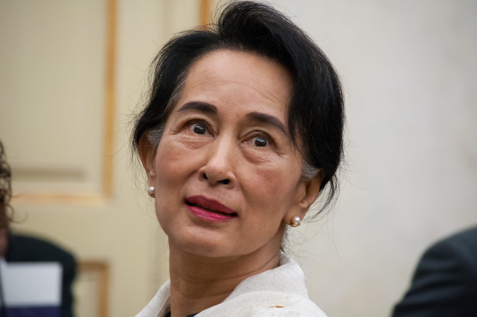 Aung_San_Suu_Kyi_31_ott_13_021