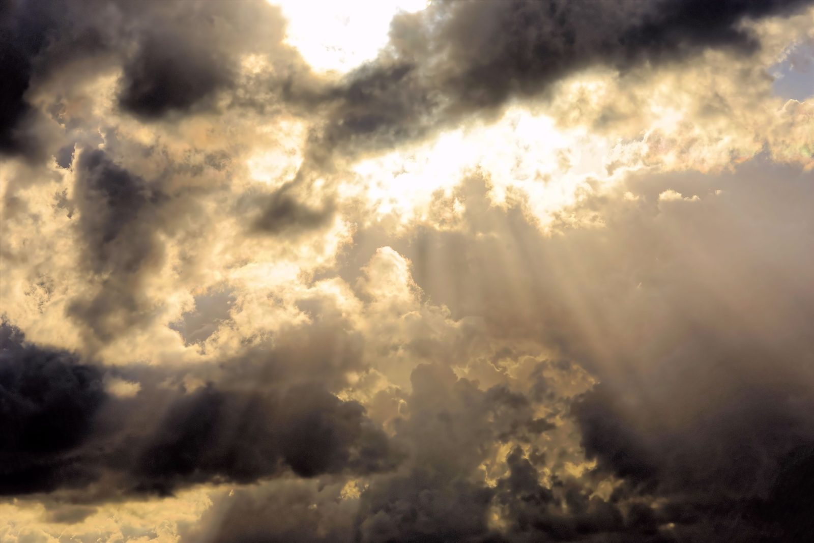 sky-1494656_1920