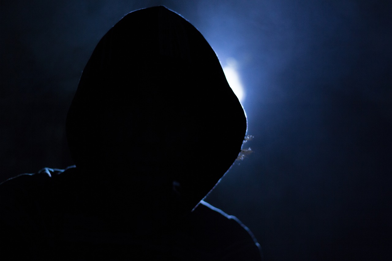 hacker-1725256_1280
