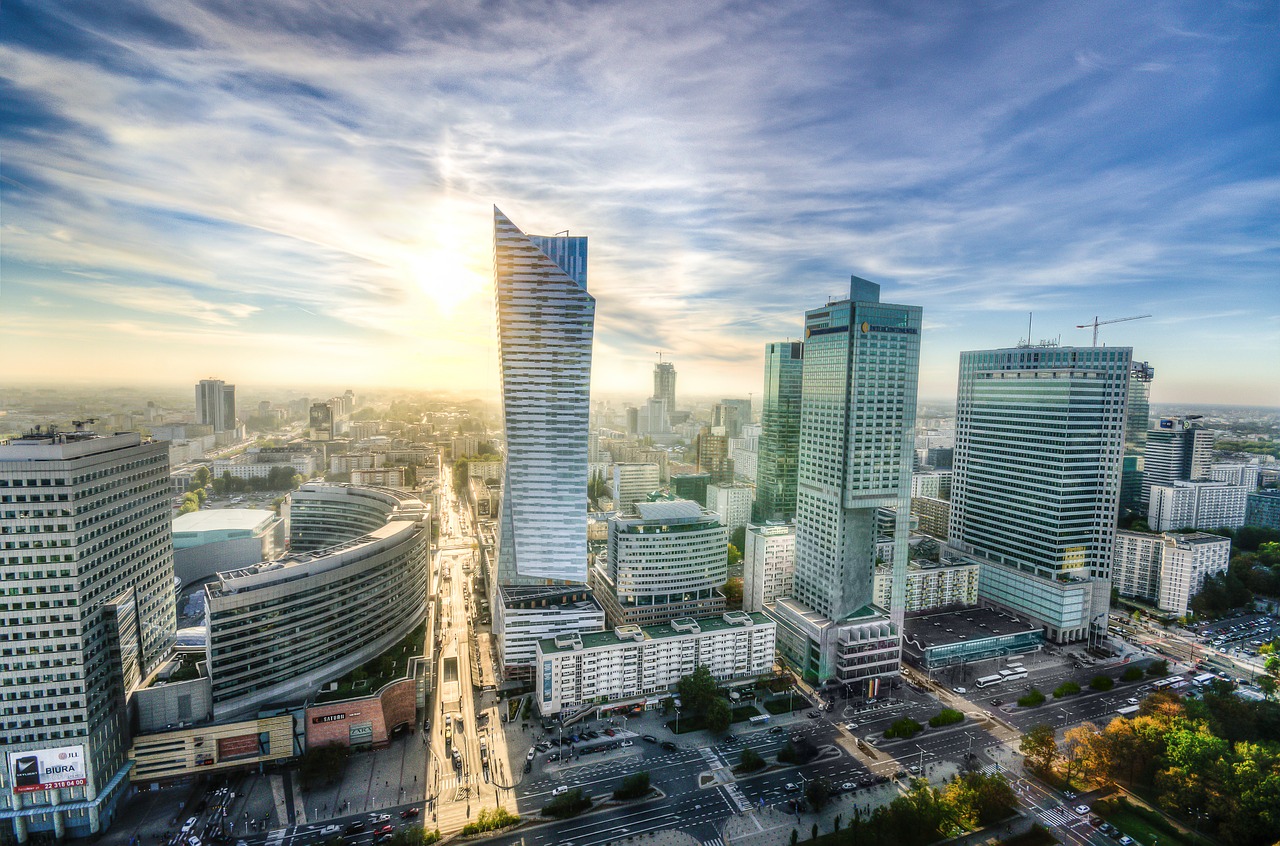 warsaw-996626_1280