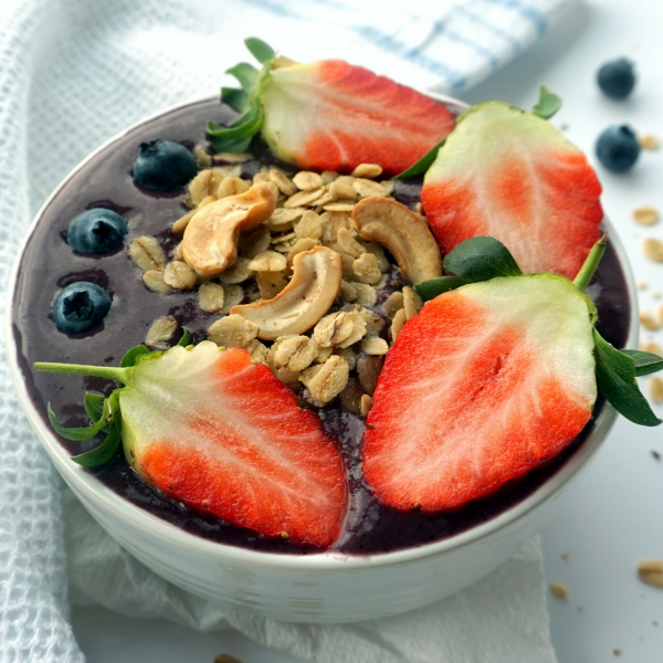 Choco-Berry Smoothie Bowl