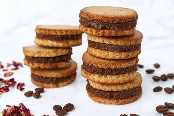 Coffee & Vanilla Sandwich Cookies