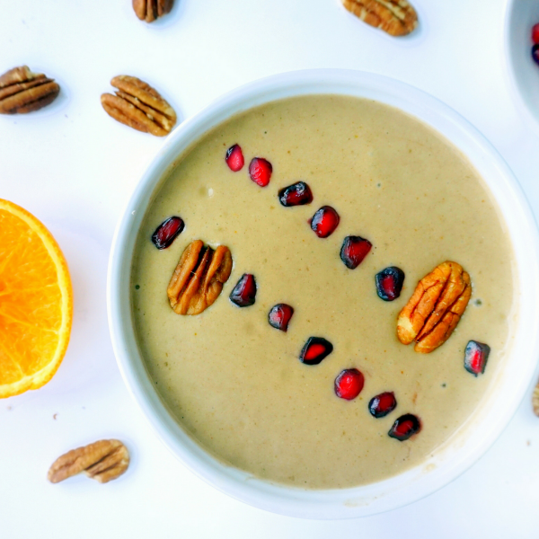Perfect Pecan Smoothie Bowl